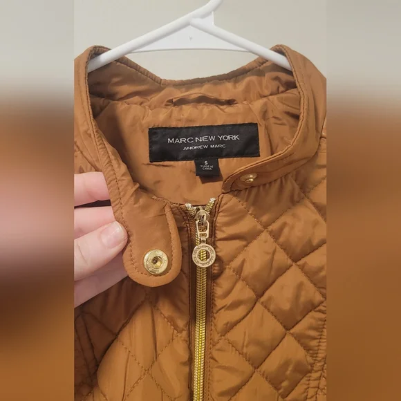 MARC NEW YORK Women's Tan Quilted Vest By Andrew Marc - Picture 4 of 10